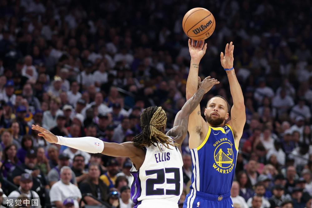 他不仅在竞 他不仅在竞